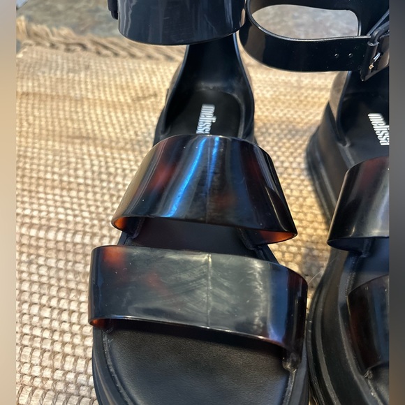 Sandals - Picture 3 of 4